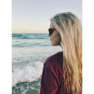 Meet your Posher, Madeleine